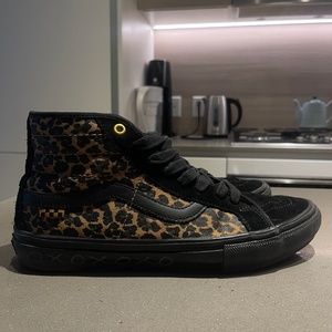 Cheetah High Top Vans (Men’s US 10)
